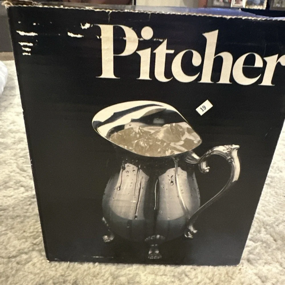 LEONARD #533 SILVERPLATED 2‎ QUART LIPPED PITCHER NEW IN ORIGINAL BOX